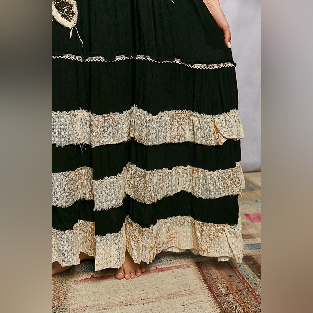 ✨RE-STOCK✨Ruffle Trim V-Neck Embroidery Sequins Tassel Long Dress|Black - Picture 6 of 6